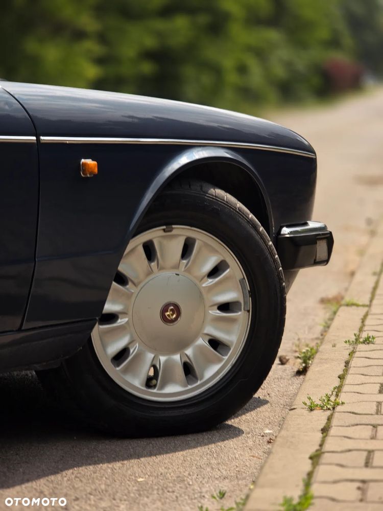Jaguar Daimler 4.0i - 38