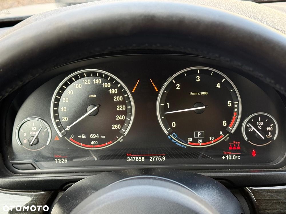 BMW Seria 5 530d Luxury Line - 9