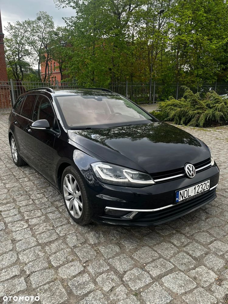 Volkswagen Golf - 2