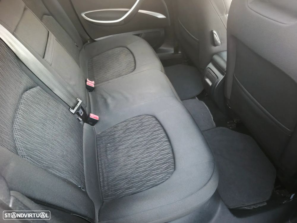 Citroën C5 Tourer 1.6 e-HDi Séduction Air.CMP6 - 23