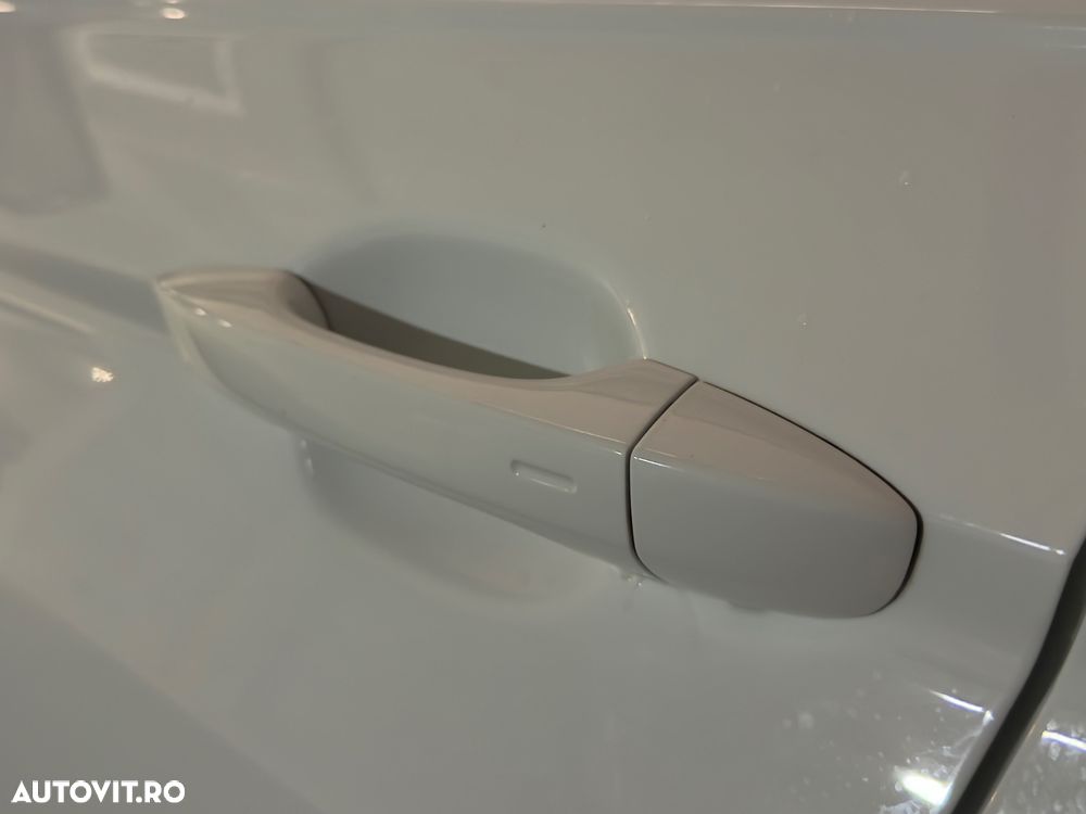 Volkswagen Tiguan 2.0 TDI SCR 4MOTION DSG Elegance - 27