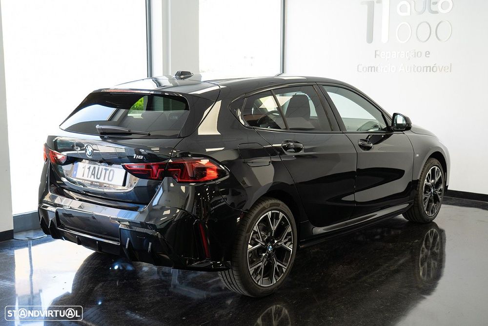 BMW 116 Pack Desportivo M - 13
