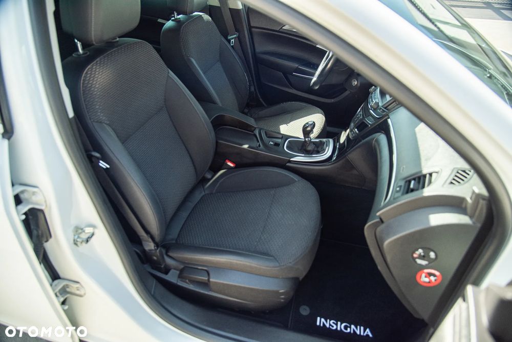Opel Insignia 2.0 CDTI Cosmo ecoFLEX S&S - 24