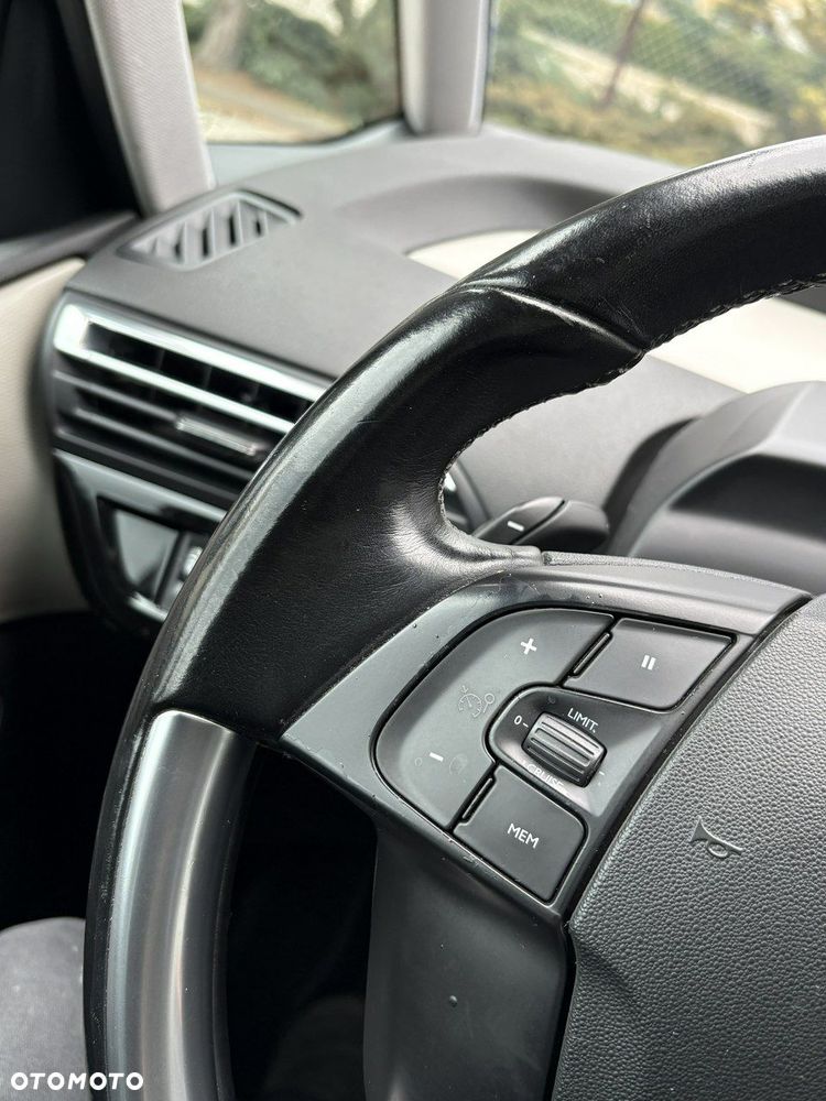 Citroën C4 Grand Picasso BlueHDi 150 EAT6 Exclusive - 28