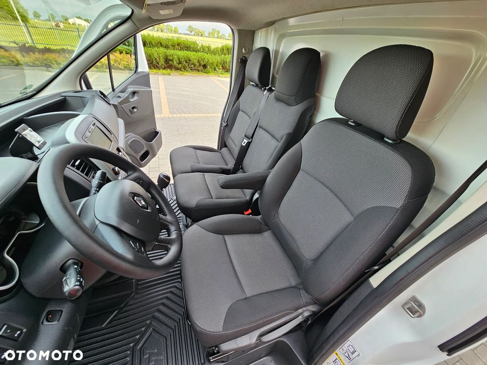 Renault Trafic Vivaro Talento - 16