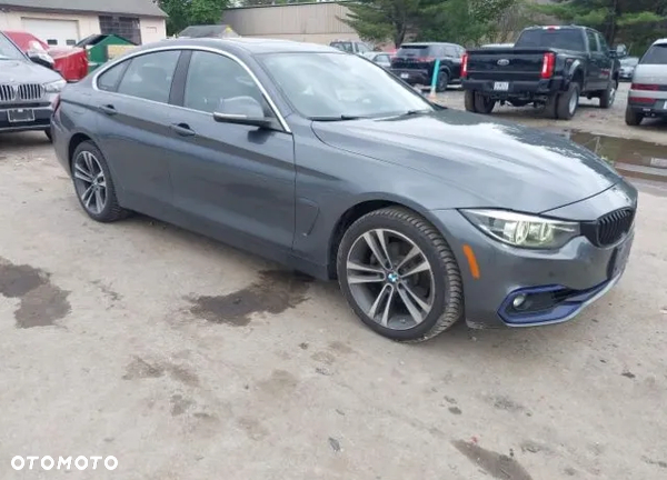 BMW Seria 4 430i Gran Coupe xDrive Advantage