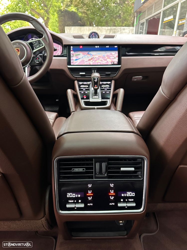 Porsche Cayenne 3.0 V6 - 11