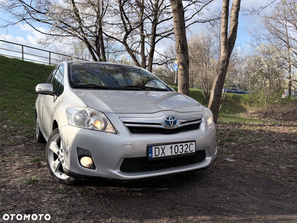 Toyota Auris 1.8 HSD Luna - 2