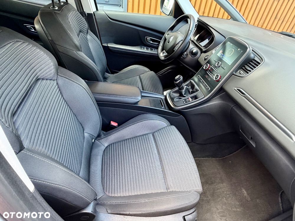 Renault Grand Scenic BLUE dCi 120 BUSINESS EDITION - 24