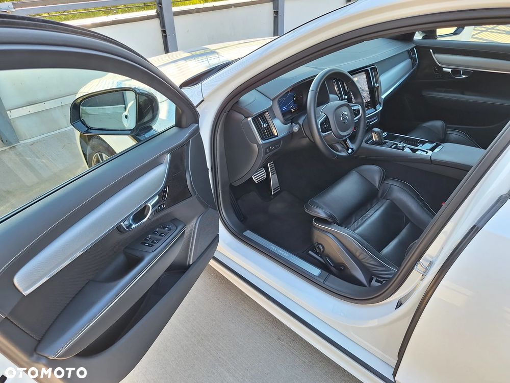 Volvo V90 T8 AWD Plug-In Hybrid R-Design - 16