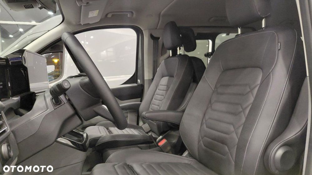 Ford Tourneo Custom - 5