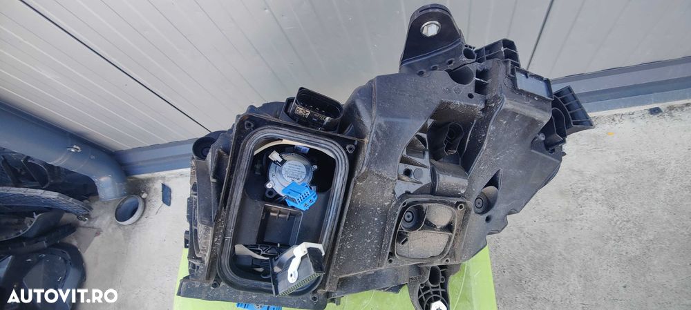 far dreapta mercedes e class w214 avariat - 5