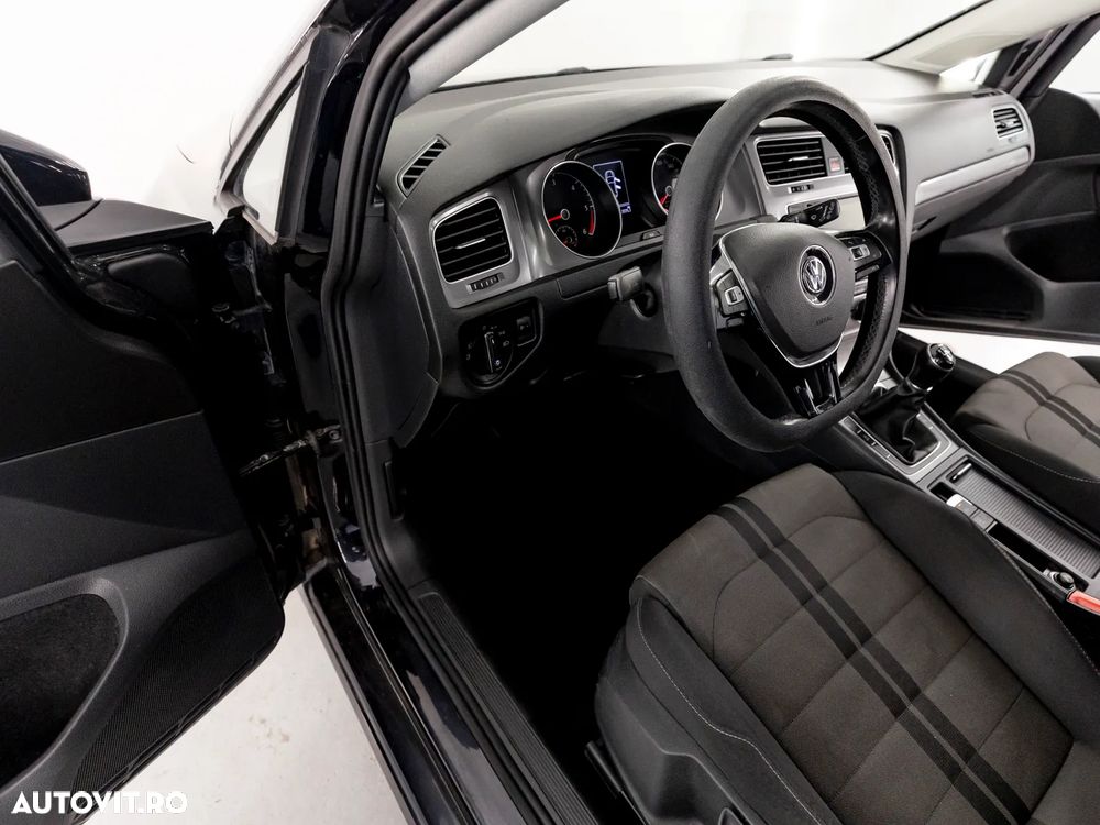 Volkswagen Golf 1.6 TDI BlueMotion Trendline - 13