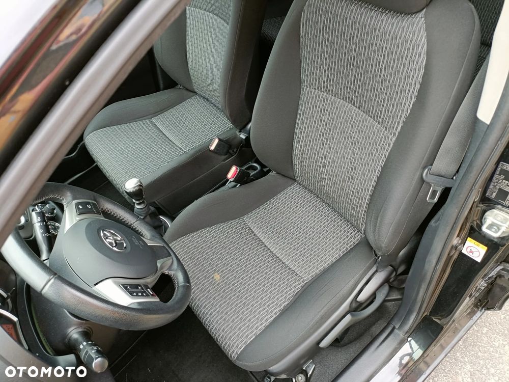 Toyota Yaris 1.33 VVT-i Edition - 9