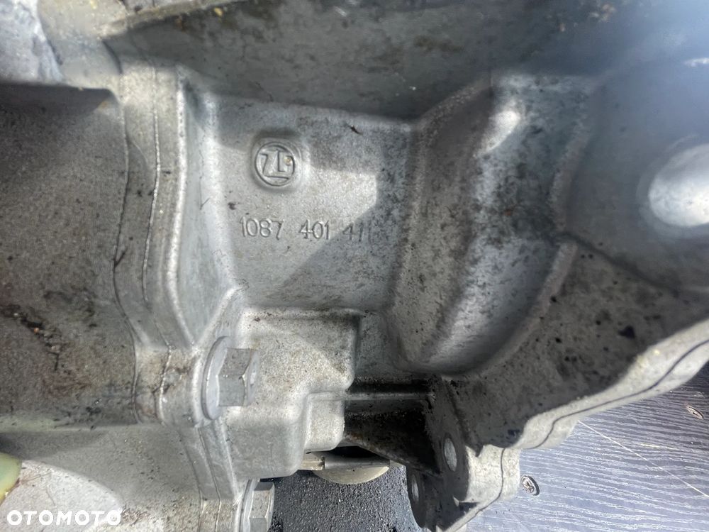 Range Rover Sport Manualna skrzynia biegów GK627000AA 3.0 D 2016 RHD - 2