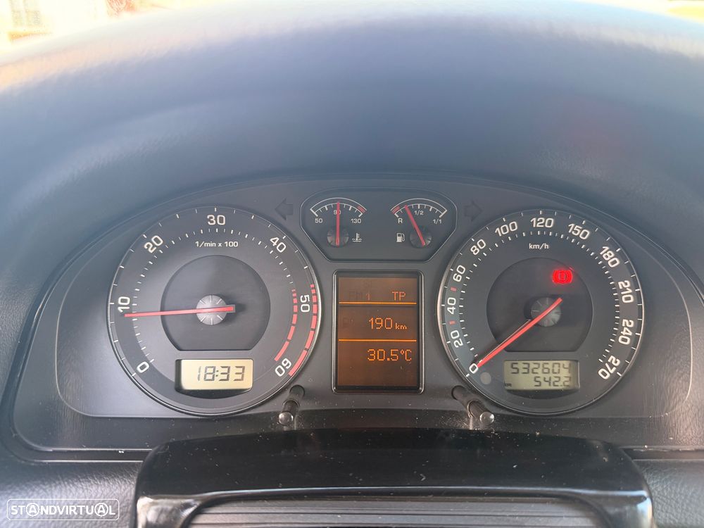 Skoda Superb 1.9 TDI Elegance VMF - 12