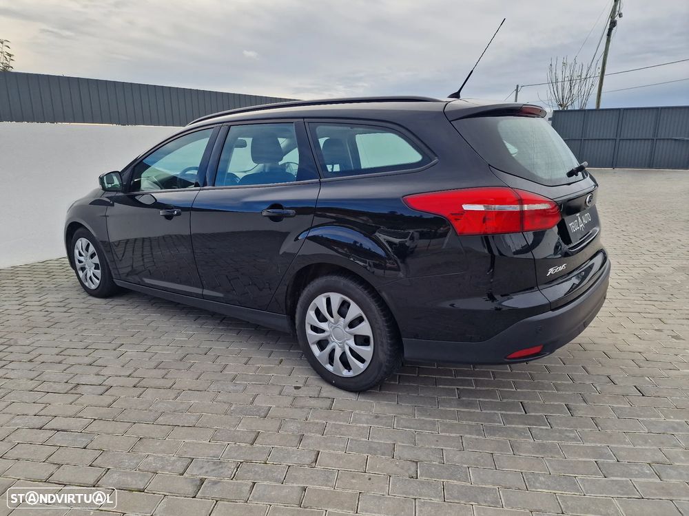 Ford Focus SW 1.5 TDCi DPF S&S Trend - 6