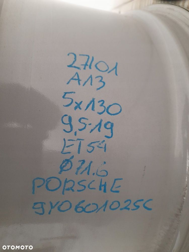 Felga aluminiowa Porsche OE 9Y0601025C 9.5" x 19" 5x130 ET54 - 4