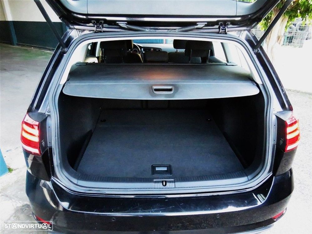 VW Golf Variant 1.6 TDi Confortline - 6