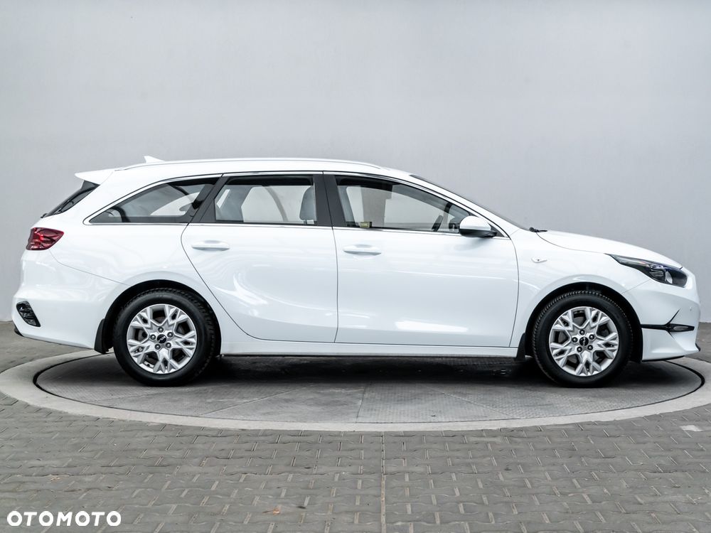 Kia Ceed 1.5 T-GDI M - 5