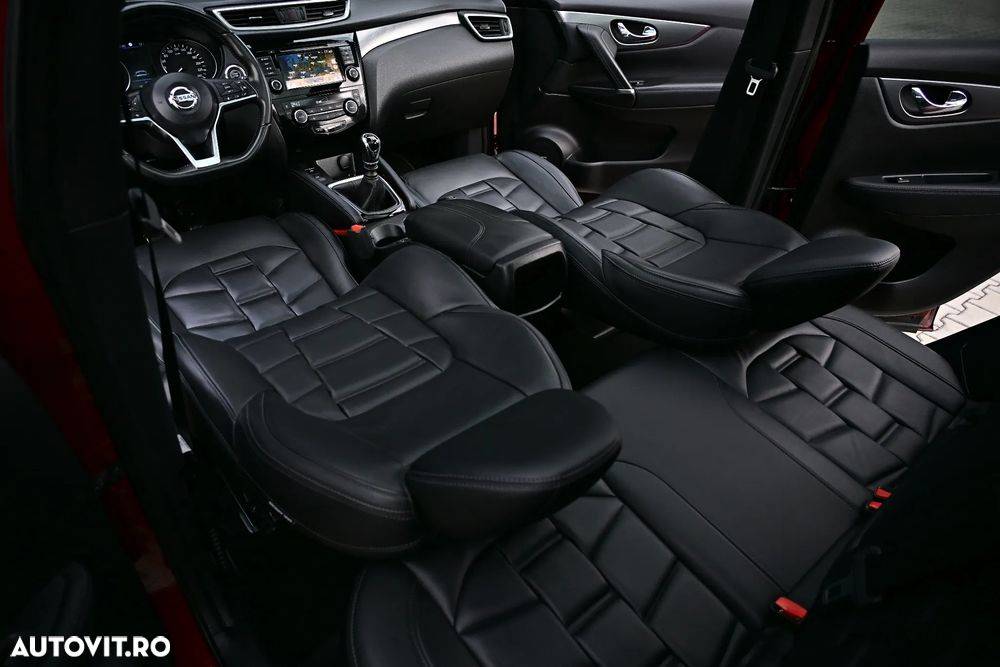 Nissan Qashqai 1.7 dCi TEKNA+ - 9