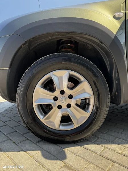 Dacia Duster 1.5 dCi 4x2 Laureate - 13