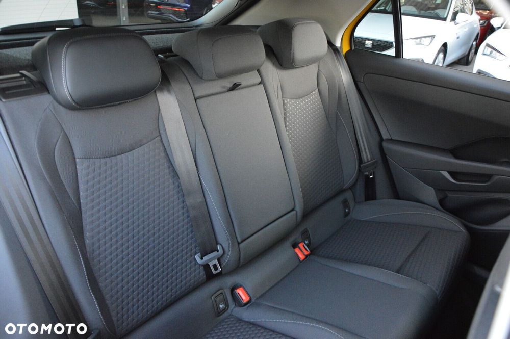 Volkswagen T-Roc 1.5 eTSI Life DSG - 22