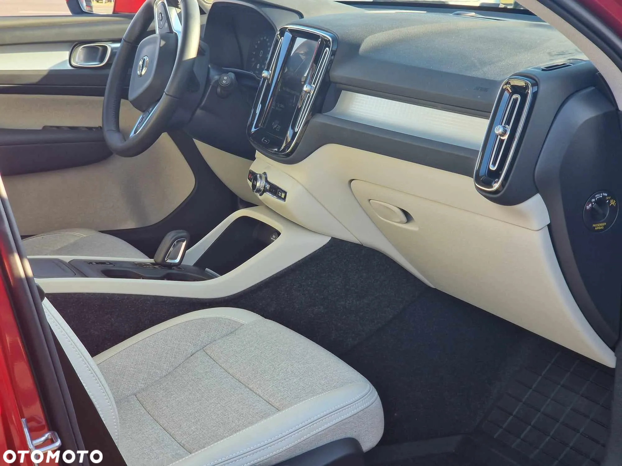 Volvo XC 40 T4 AWD - 10