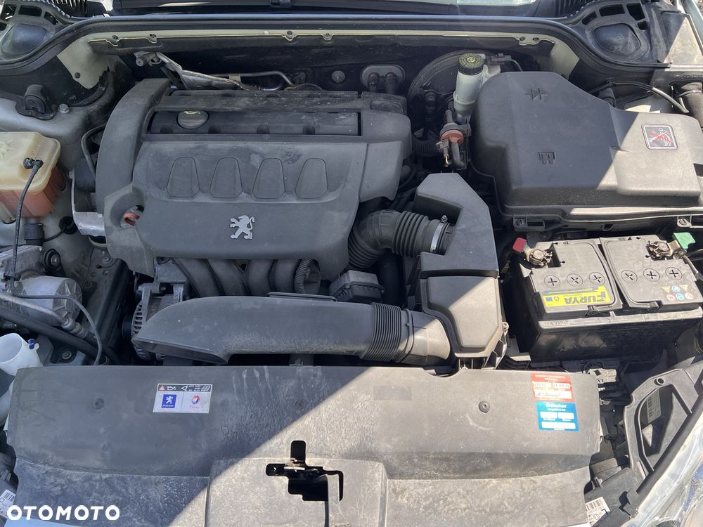 Peugeot 407 - 8