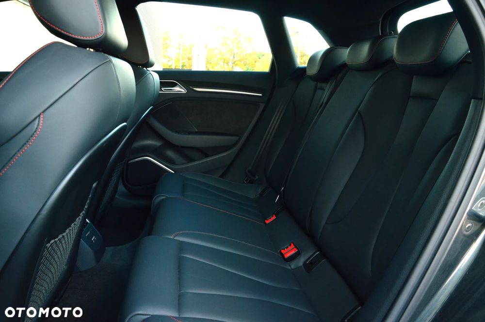 Audi RS3 Sportback 2.5 TFSI Quattro S tronic - 16