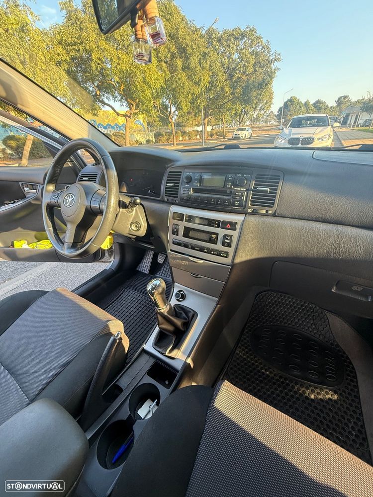 Toyota Corolla 1.4 D-4D - 8