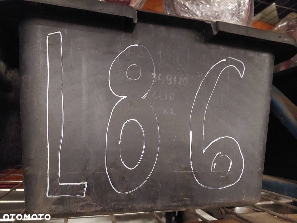 KOMPLETNY TYŁ KLAPA BAGAŻNIKA ZDERZAK LAMPY RENAULT SCENIC I RX4 NV903 - 12