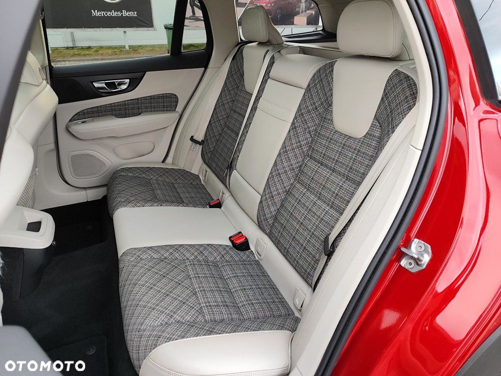 Volvo V60 Cross Country Pro D4 AWD - 15