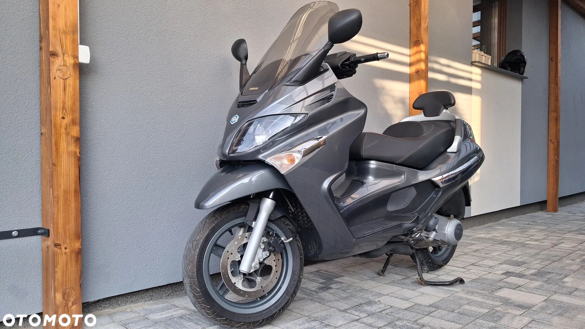Piaggio Xevo - 1