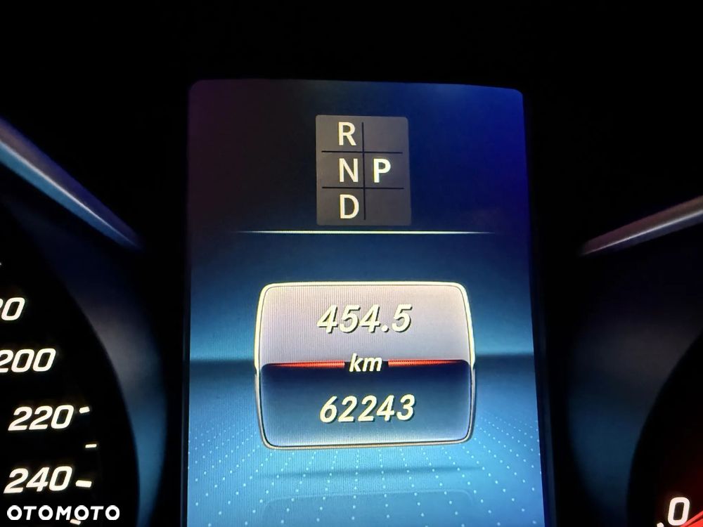 Mercedes-Benz Klasa V 300 d kompakt 4Matic 9G-TRONIC Style - 24