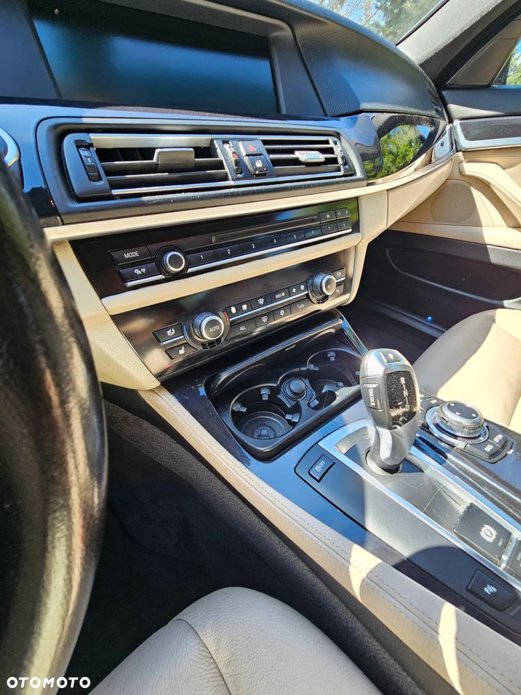 BMW Seria 5 ver-530d - 9