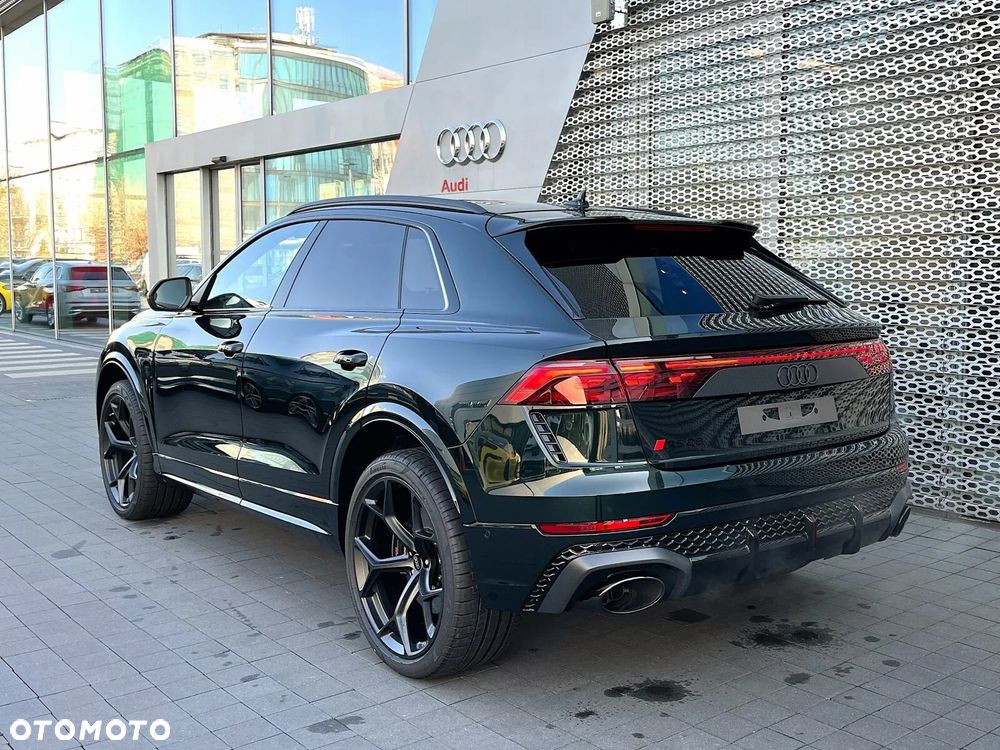 Audi RS Q8 - 7
