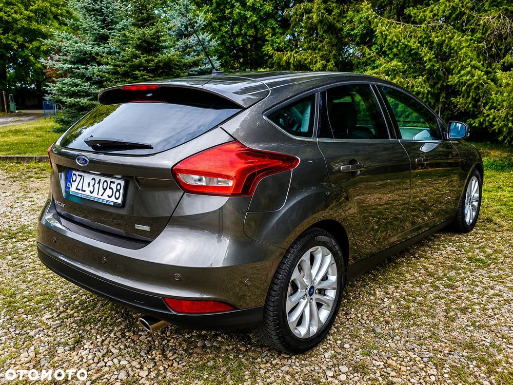 Ford Focus 1.5 EcoBoost Titanium ASS - 5