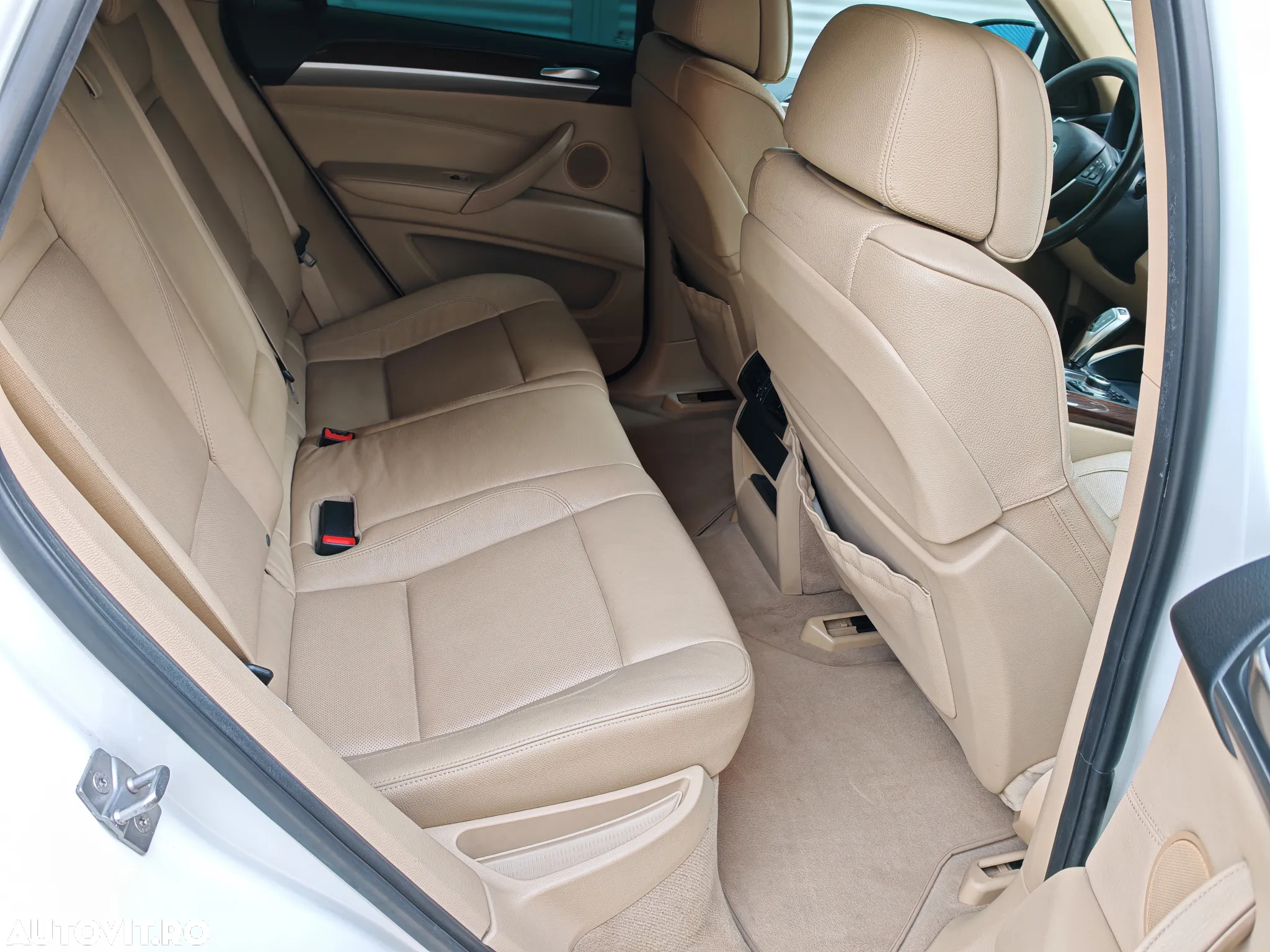 BMW X6 xDrive30d - 16