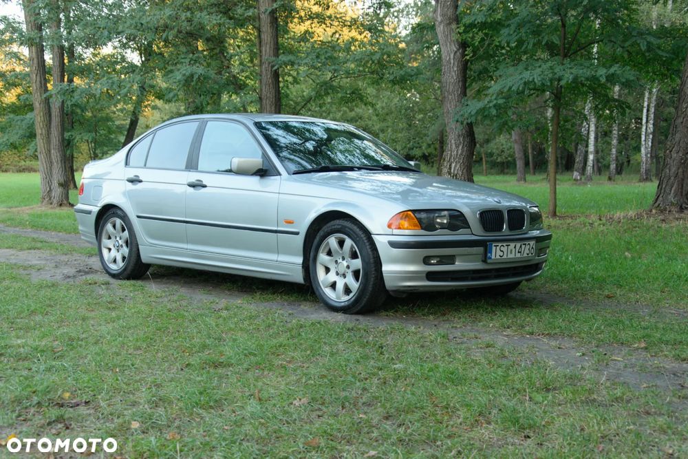 BMW Seria 3 320d - 12