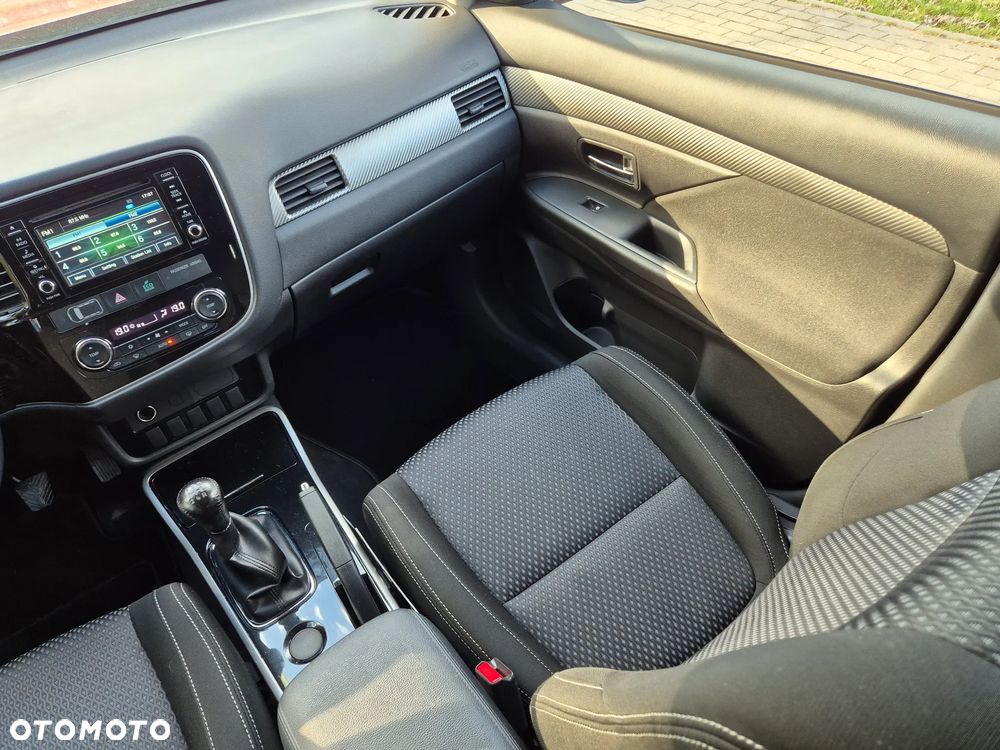 Mitsubishi Outlander 2.0 2WD Edition - 11