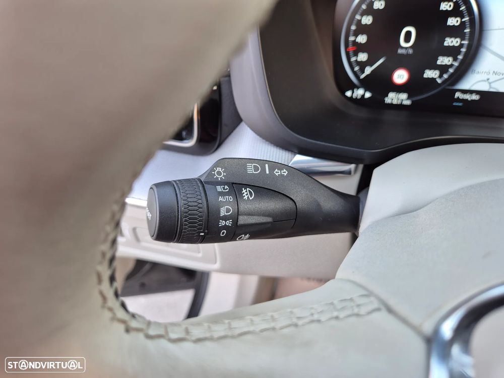 Volvo XC 60 2.0 T8 PHEV Inscription AWD - 21
