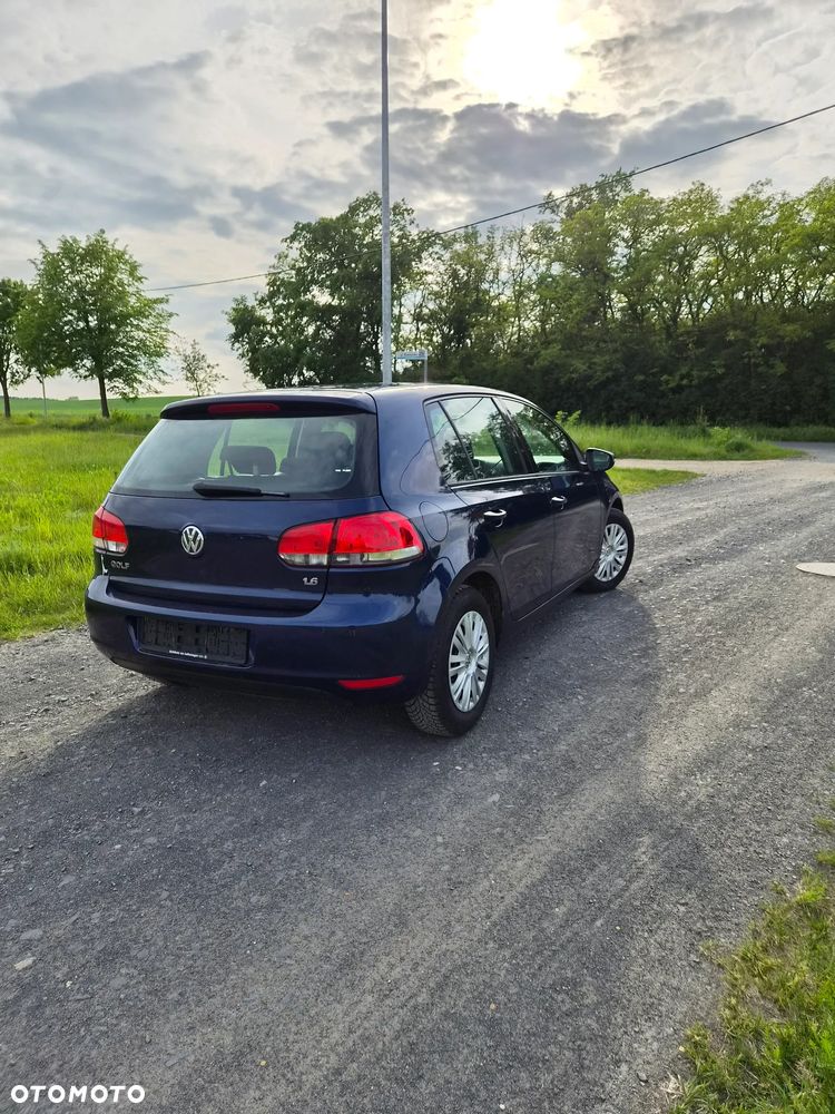 Volkswagen Golf 1.6 Edition - 2