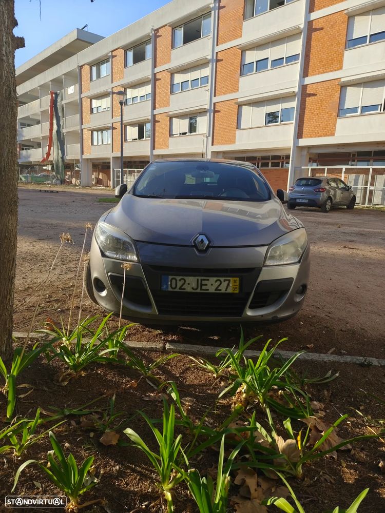 Renault Mégane Coupe 1.5 dCi Dynamique - 2