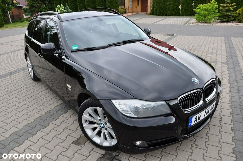 BMW Seria 3 325i Edition Exclusive - 13