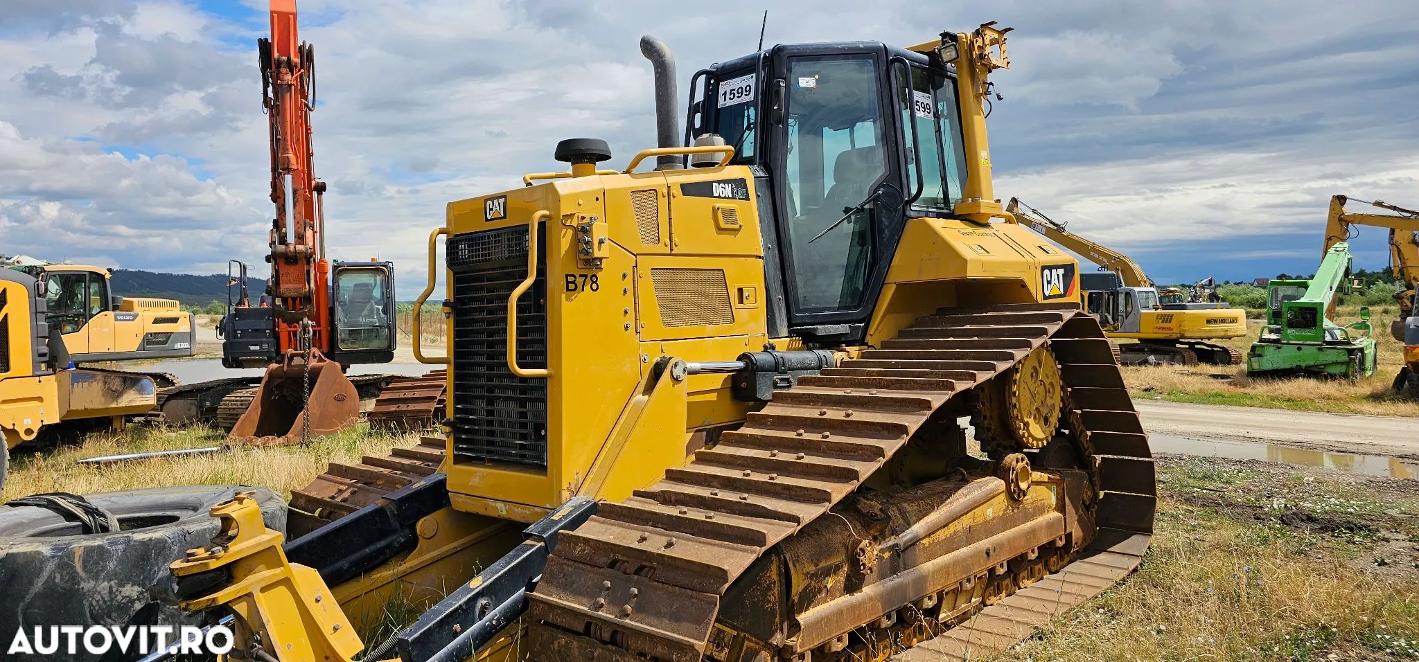 Caterpillar CAT D6N LGP Buldozer - 1