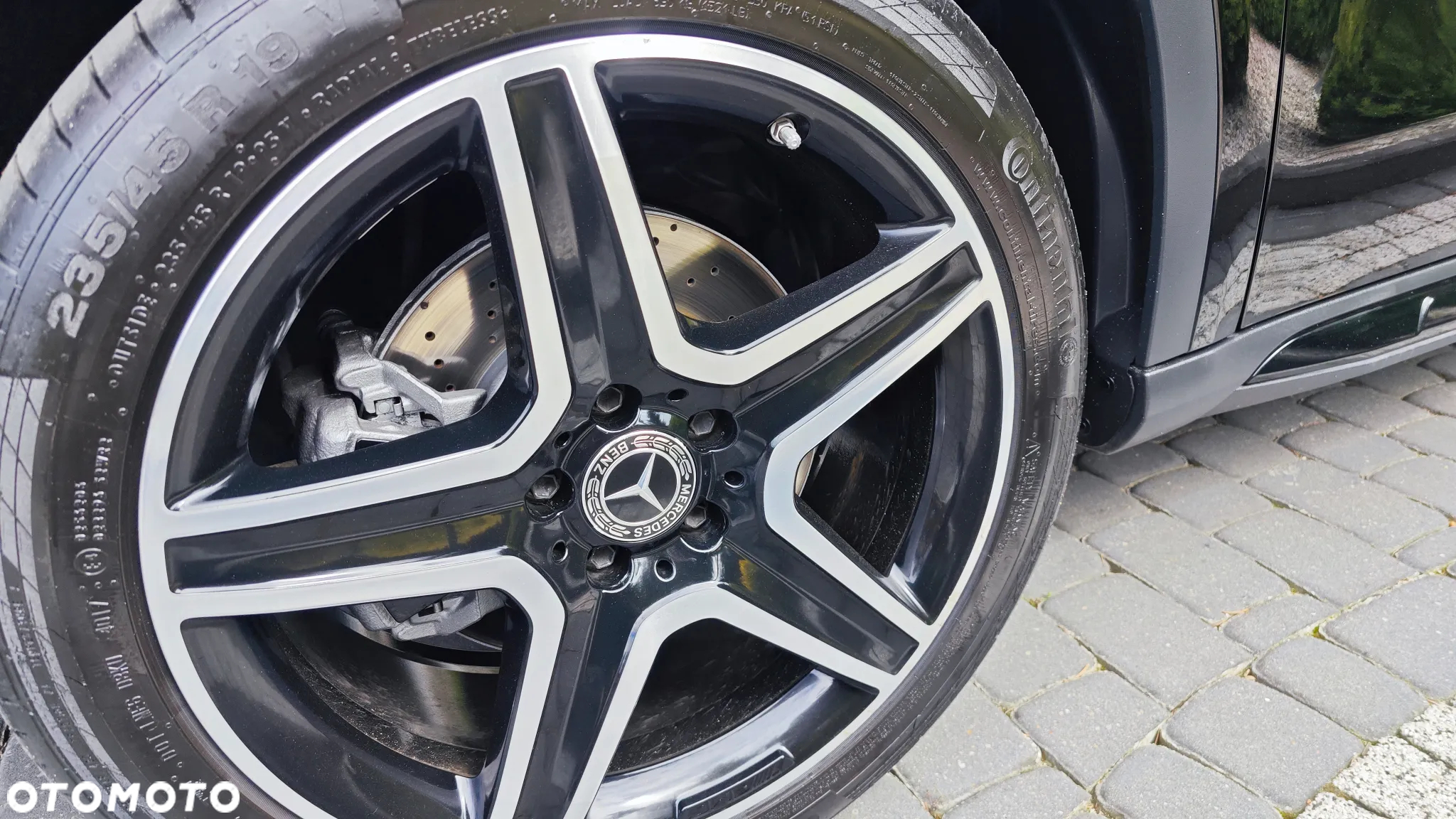 Mercedes-Benz GLA 220 4-Matic Urban - 33