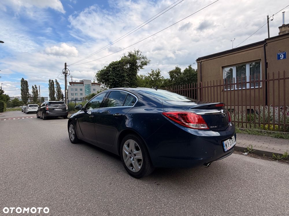 Opel Insignia 2.0 T Cosmo - 11