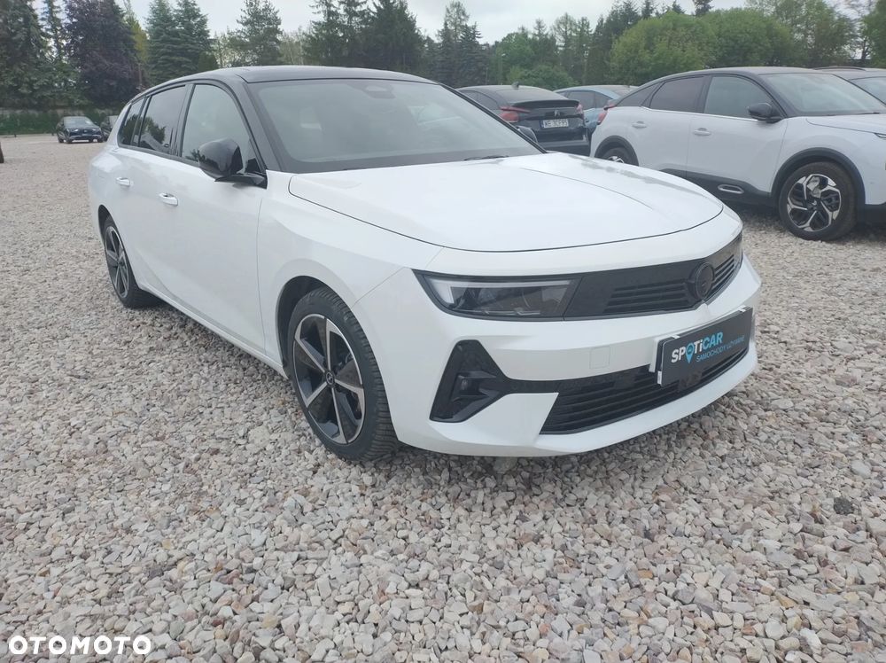 Opel Astra 1.2 T GS S&S - 4