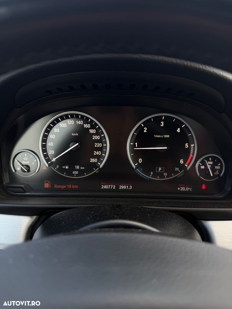 BMW Seria 5 520d Aut. - 14